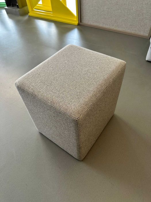 Puf´s em tecido (várias unidades)