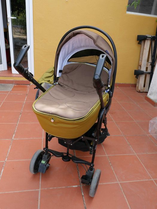 Carrinho CHICCO Trio - 3 em 1