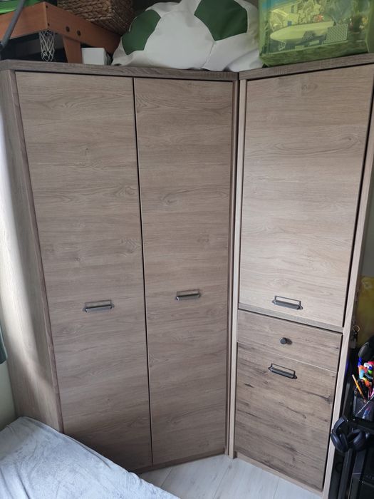 Komplet mebli do pokoju