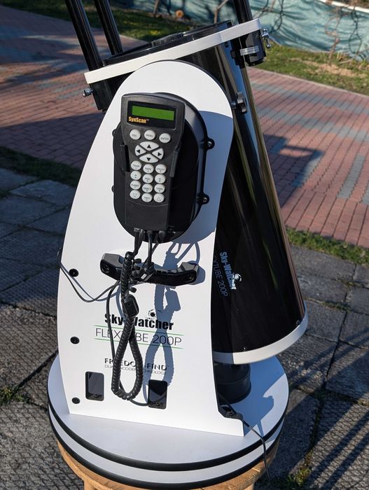 Teleskop Sky-Watcher Dobson 8 cali FlexTube 200P GOTO