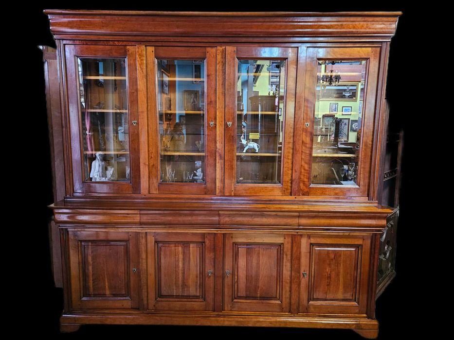 Excelente móvel em madeira maciça para sala ou escritório - óptim