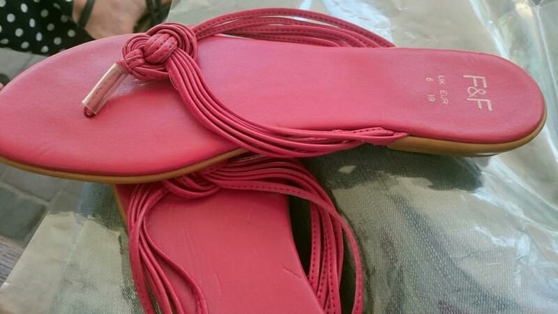 Шлепки нат кожа 37-38. F&F