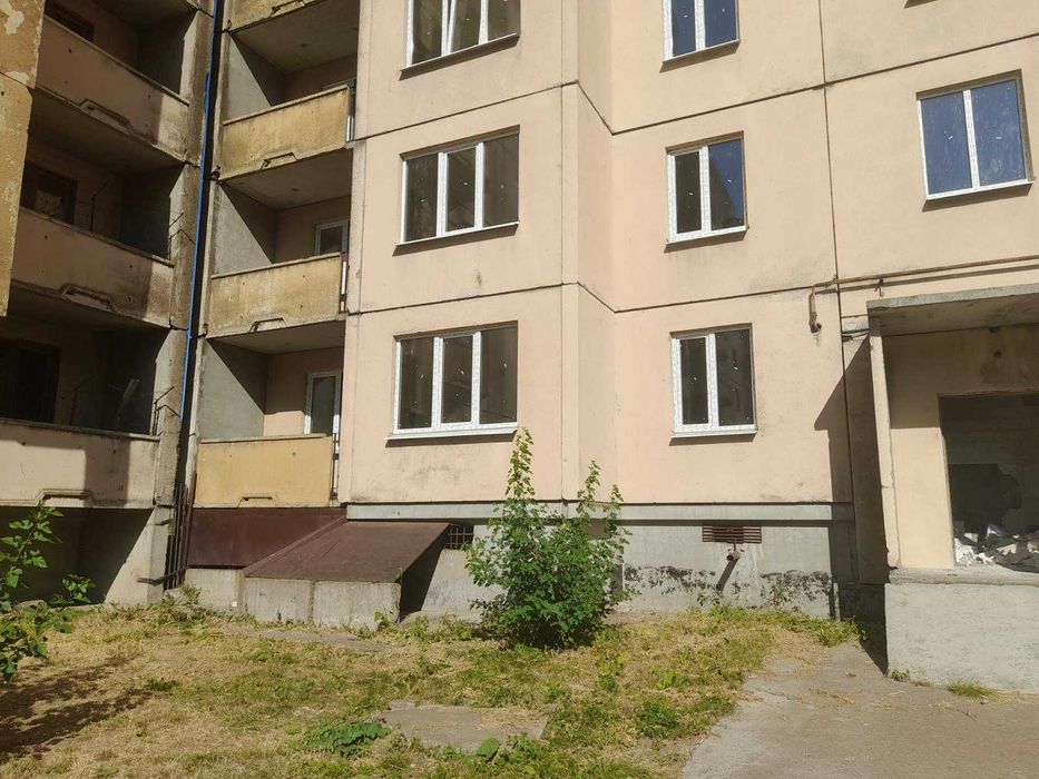 Нежитлове приміщення - м. Долинська, Кіровоградська обл.