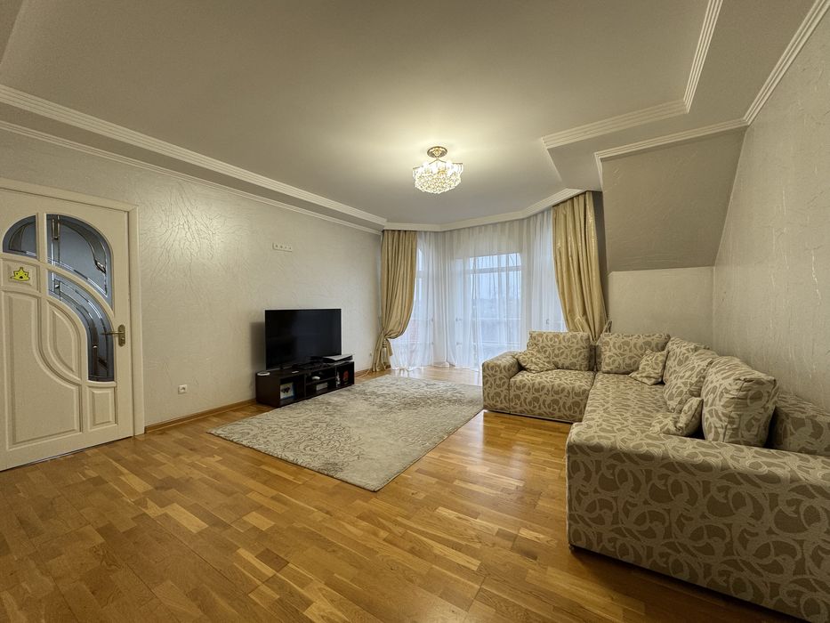 Здається будинок