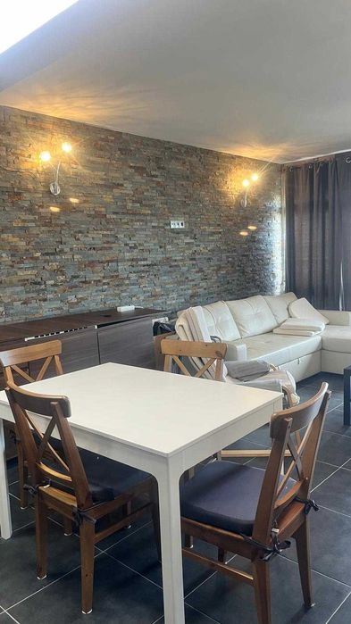 Arrendamento de estúdio t0 na Rua Dom Martinho Castelo Branco