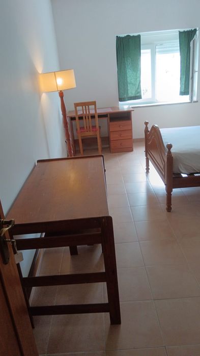 Quarto para estudantes , muito proximo do Politécnico , muito boas Condições. 180€