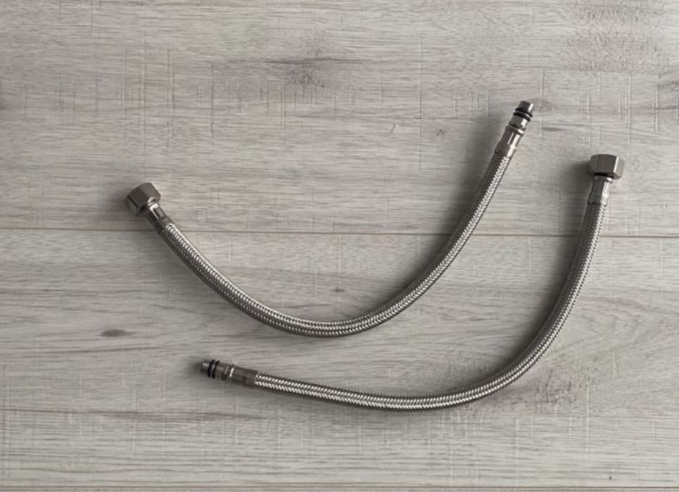 Wąż przyłączeniowy 2 sztuki