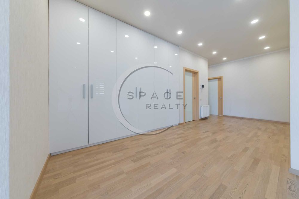 Продаж 4-кімнатної квартири в ЖК Новопечерські Липки - Драгомирова 16