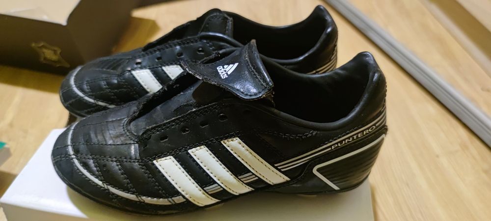 Korki Adidas rozm. 33 wkładka 21cm