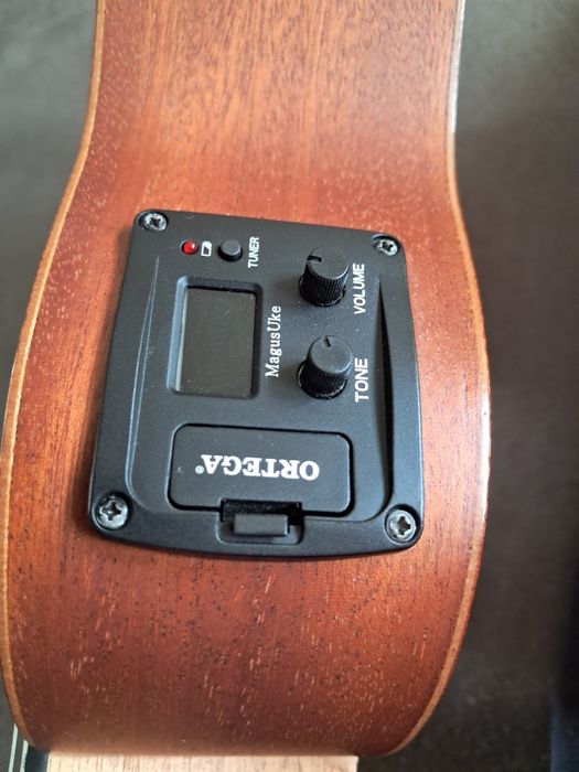 Ukulele Ortega RSU11SE + pokrowiec