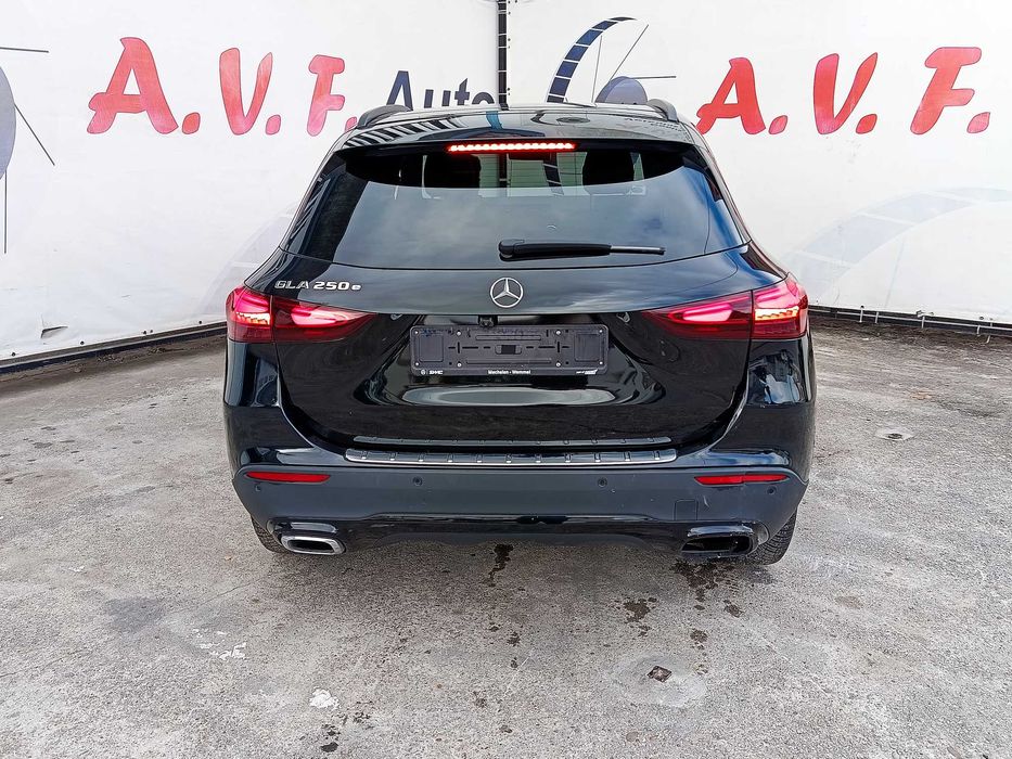 Mercedes GLA 250 E  Plug in AMG Line IVA DEDUTIVEL
