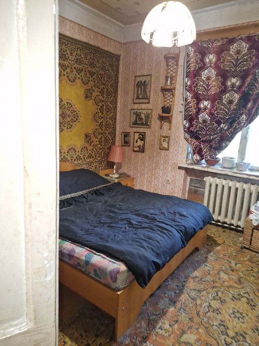 Продам 4 ком.кв.Сталинка  ИВАНОВСКАЯ/ВИЛЬНЮССКАЯ 11.999у.е.рядом парк ЗТЗ