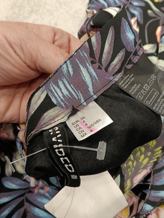 Letni kombinezon / szorty ogrodniczki H&M