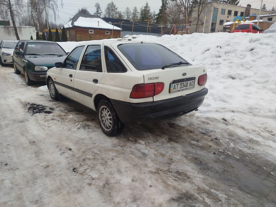 Ford Escort 1.6, VII покоління