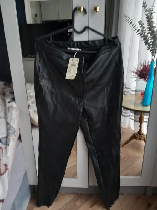 Sprzedam  spodnie  imitacja skóry