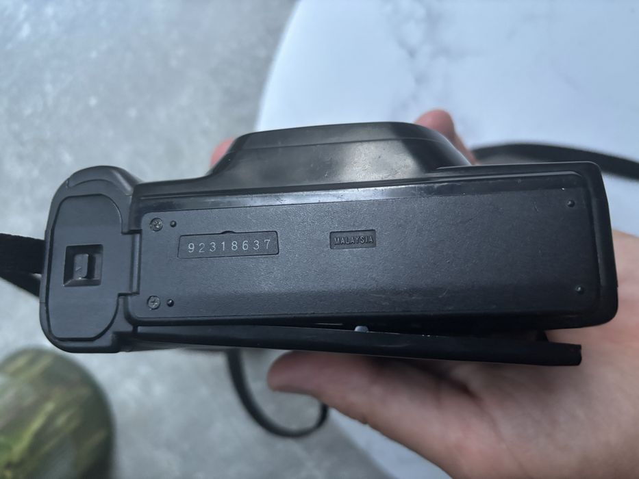 Плівковий фотоапарат Minolta