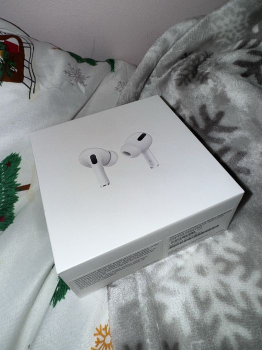 Sluchawki apple airpods pro 1 generacji z etui ładującym