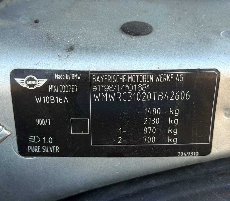 Mini Cooper R50 (2001 / 1.6)