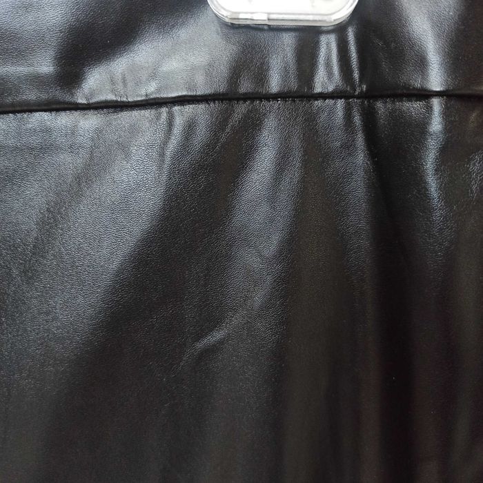 Czarne spodnie skóra Ecco