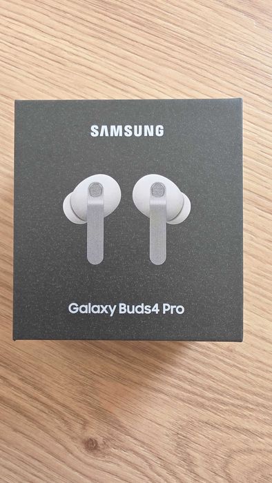 Samsung Galaxy Buds4 Pro (White) - Totalmente Novos (SELADOS)