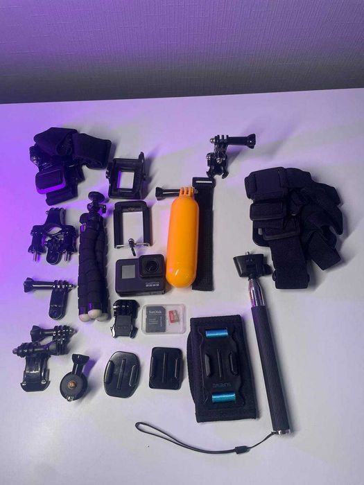 Екшн камера GoPro HERO 7 Black з чудовим комплектом