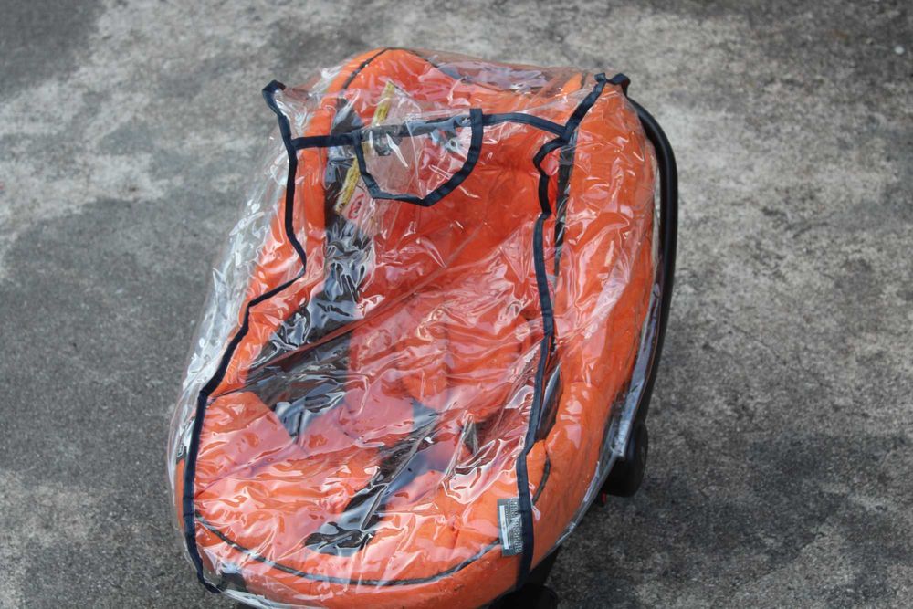 Cadeira Auto Bebecar grupo 0+ (0-13 kg) com Todos os Acessórios