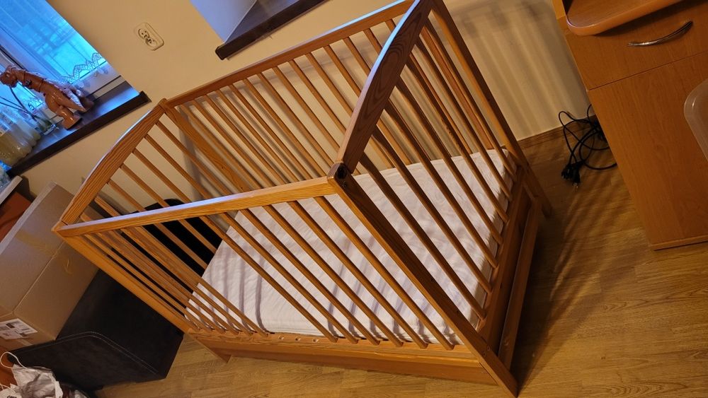 Łóżeczko 120x60 + materac