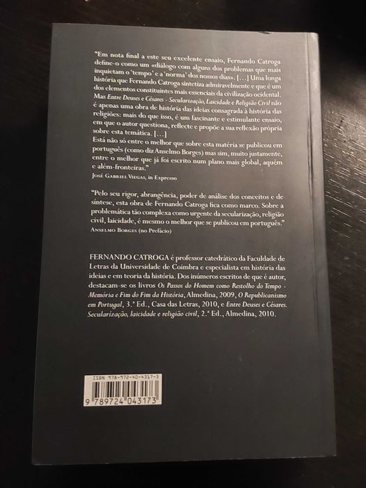 Entre Deuses e Césares, Fernando Catroga