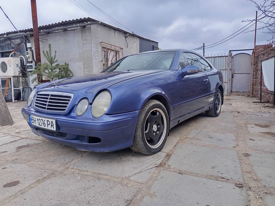 Мерседес CLK 200