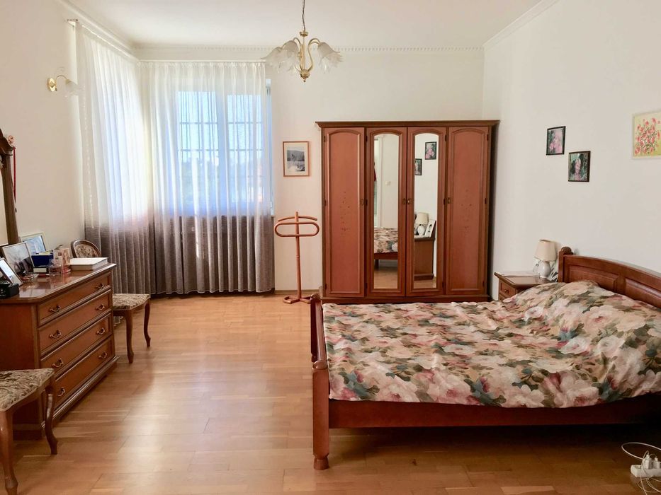 БЕЗ КОМІСІЇ!!! Оренда автономного будинку 320 м², 25 соток, с.Лісники