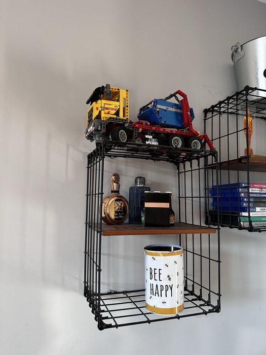 Sprzedam dwie półki!!!