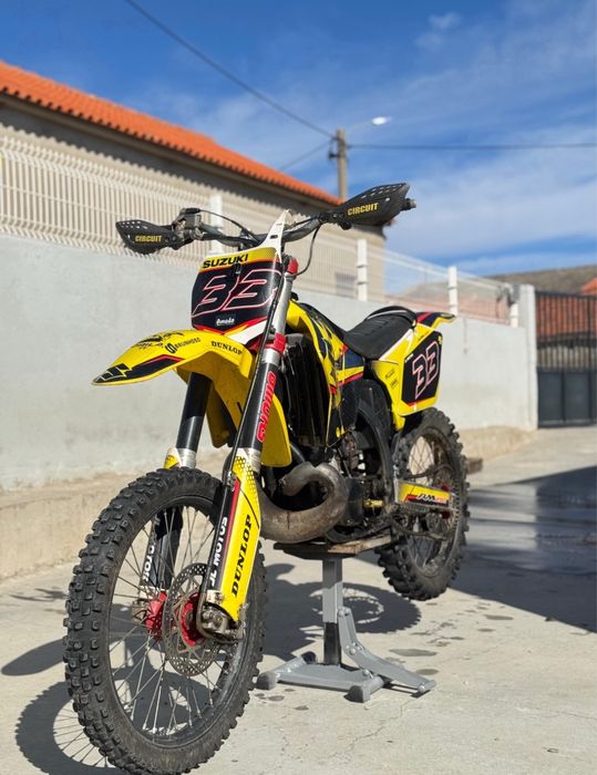 Suzuki RM 250.