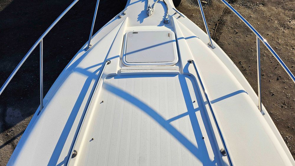 Катер Monterey 276 CR с лафетом в идеальном заводском состоянии