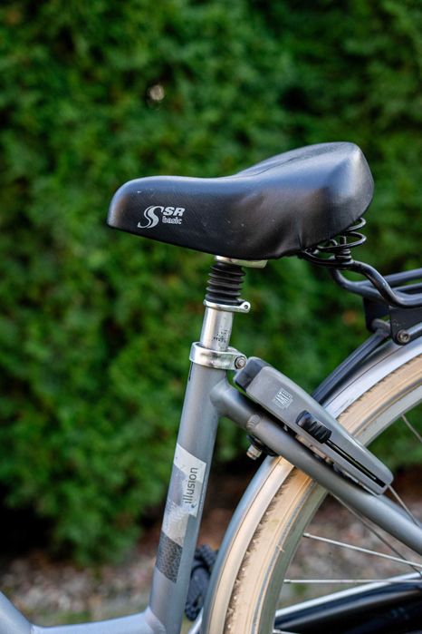 Sprzedam miejski rower Giant S 28