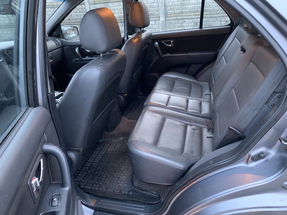 Салон шкіряний Кіа Соренто 1 сидіння,диван задній Kia Sorento