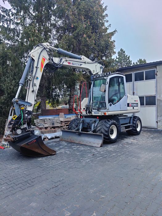 Usługi minikoparką z młotem ,ogrodzenia-magazyny,usługi spawalnicze