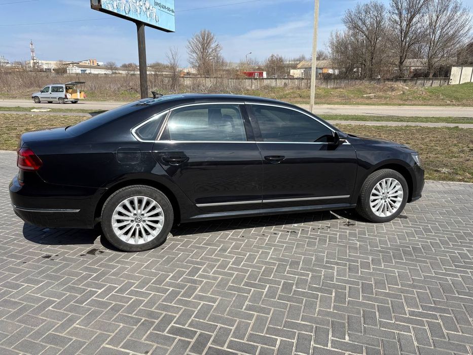 Автомобиль легковой