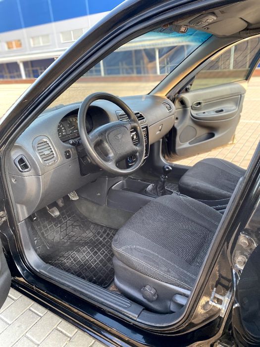 Daewoo Nubira 1998