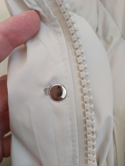 Пуховик вкорочений розмір М стан новго