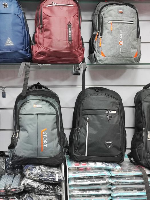 Шкільний рюкзак. Сумка-портфель для школи.