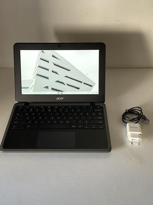 Acer Chromebook 311 Touchscreen (Ecrã Tátil) | C/ Carregador USB-C | Impecável
