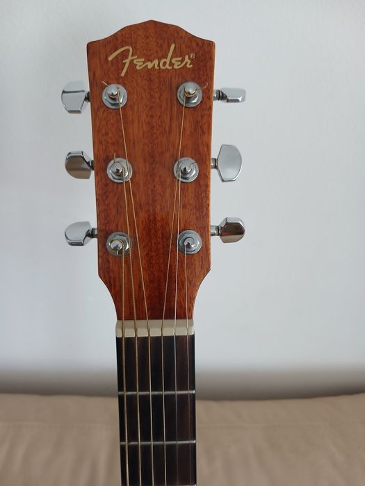 Guitarra eletro acústica Fender