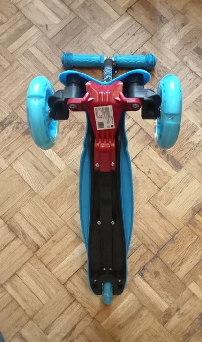 Hulajnoga trójkołowa NILS FUN.