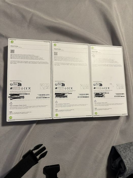 Iphone Promax 17 Selado/Fatura/garantia/Desbloqueado  256gb