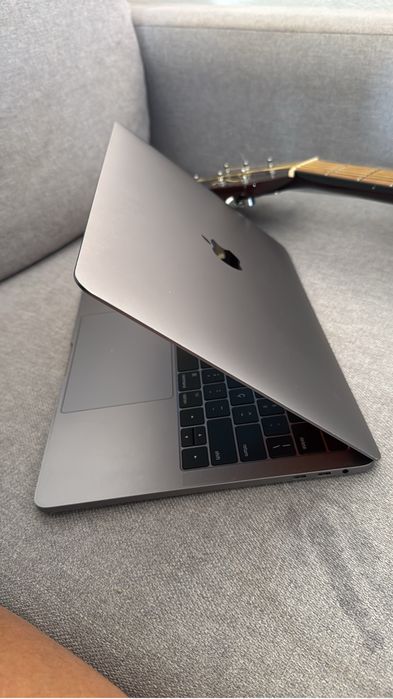 Macbook Pro 2017 com touchbar