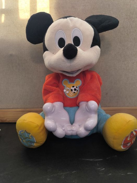 Mickey Mouse Interativo Disney Baby Clementoni
Pelúcia interativa do M