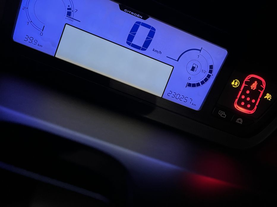 Citroen C4 Grand Picasso 1.8 manual 7 osób