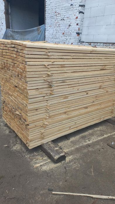 Продажа дошка та крокви свіжопил для будівництва 3-6м