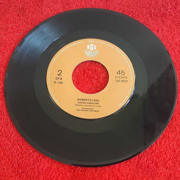 Disco Vinil Single Roberto Leal - Dá Cá um Beijo / Chora Carolina