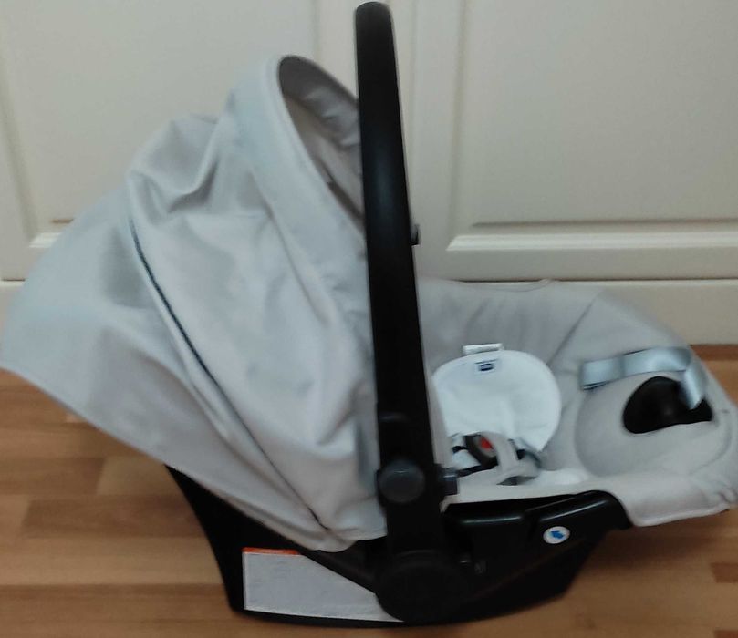 Vendo carrinho de bebê trio pack sprint da Chicco